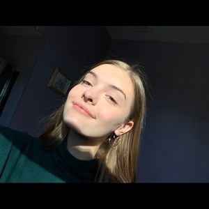Meet your Posher, Megan